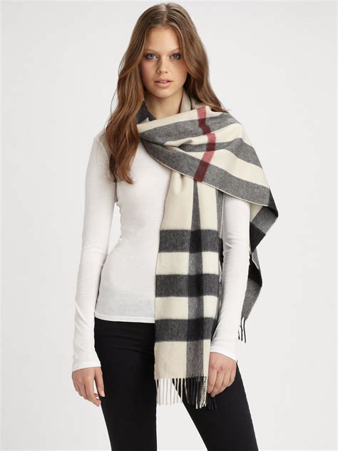 cashmere burberry scarf women|burberry check wool scarf.